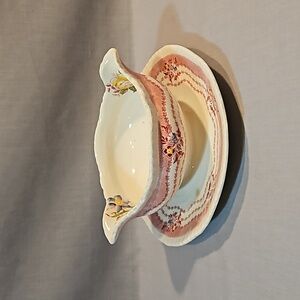 Ridgway Rutland Red Gravy Boat w/Attached Underplate